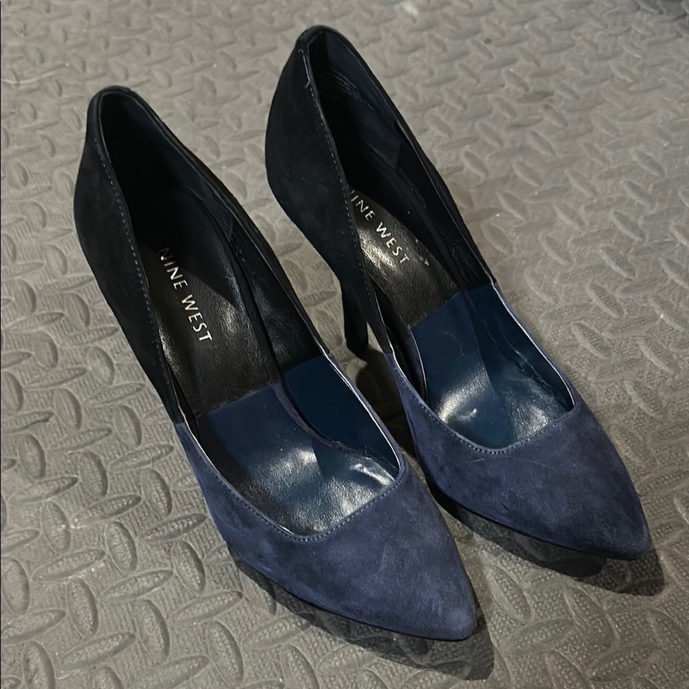 Nine West Women's Black and Blue Heels